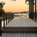 Yksityinen Saari Ulkomerellae! Villa *