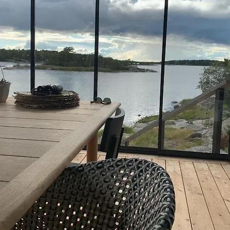 Yksityinen Saari Ulkomerellae! Villa